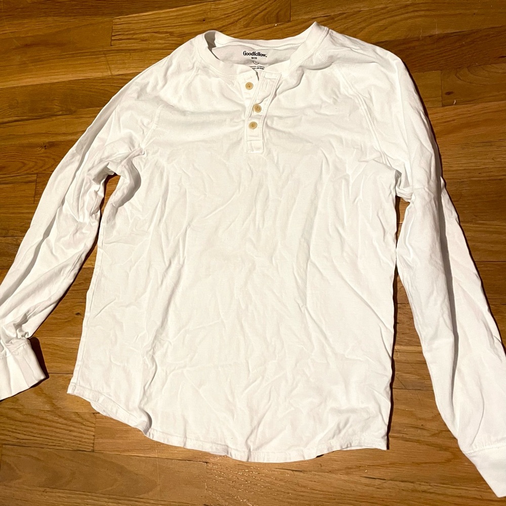 Goodfellow - Size: Medium - men’s long sleeve Henley top